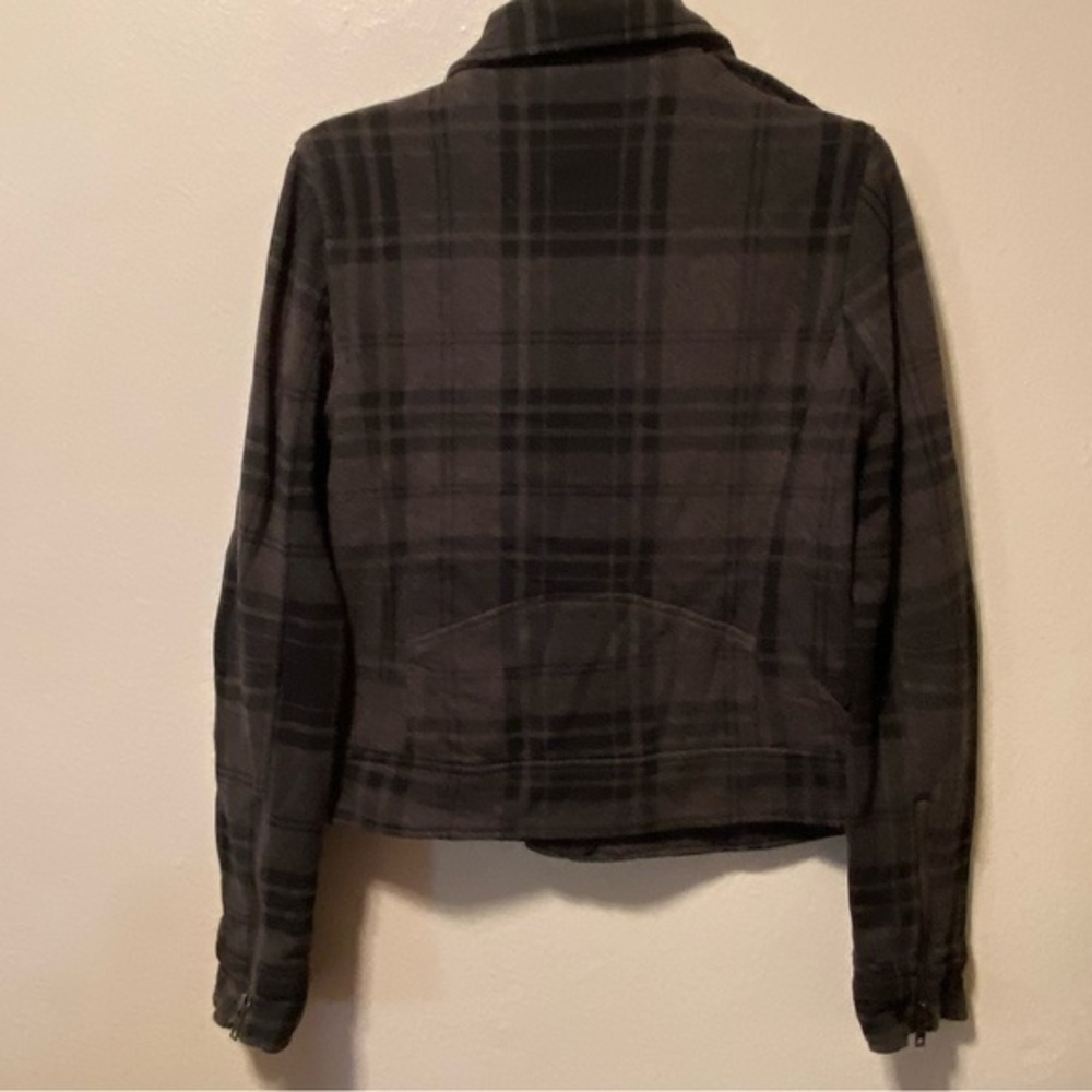 American Eagle Coat Women’s Size Medium Full Zip Pockets Sleeves Zip - Picture 7 of 13